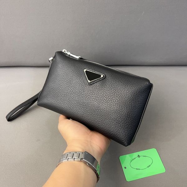 2023 new cowhide embossed purse clutch bag classic casual all-in-one with exquisite mosaic work
2023 new cowhide embossed purse clutch bag classic casual all-in-one with exquisite mosaic work