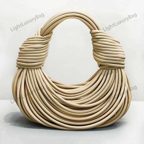 designer strip knotted underarm weave bag new handbag pure hand knitted women's bag rope knitted knot sheep leather strip bag 230625
designer strip knotted underarm weave bag new handbag pure hand knitted women's bag rope knitted knot sheep leather strip bag 230625