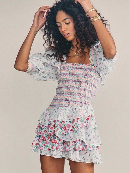 boho inspired mixed floral prints ruffled party dress puff sleeve square neck smocked laides dress mini chic summer, Black;gray
boho inspired mixed floral prints ruffled party dress puff sleeve square neck smocked laides dress mini chic summer, Black;gray