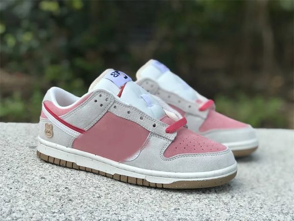 2023 designer shoes se 85 year of the rabbit lows trainers casual jogging shoes 36-45 with original box
2023 designer shoes se 85 year of the rabbit lows trainers casual jogging shoes 36-45 with original box