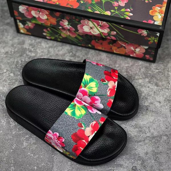 men designer shoes women slippers beach slides with box rubber slide sandal flat slipper fashion summer outdoor shoe womens mens shower indo, Black
men designer shoes women slippers beach slides with box rubber slide sandal flat slipper fashion summer outdoor shoe womens mens shower indo, Black