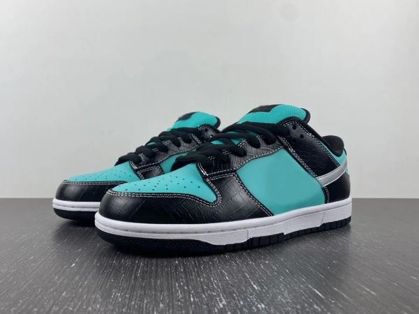 designer sb sports running shoes dunks low pro diamond supply co black blue eur 36-46 with original box
designer sb sports running shoes dunks low pro diamond supply co black blue eur 36-46 with original box