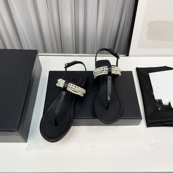 designer cc sandals luxury beach shoes women fashion pearl slides outdoor slippers woman shoe summer casual leather footwear ouy
designer cc sandals luxury beach shoes women fashion pearl slides outdoor slippers woman shoe summer casual leather footwear ouy