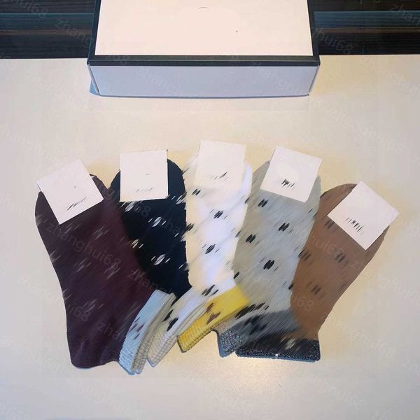 23ss designer men women socks low-cut socks 5 pairs in box brand double c letter logo jacquard socks pure cotton sweat-absorbent comfortable, Black
23ss designer men women socks low-cut socks 5 pairs in box brand double c letter logo jacquard socks pure cotton sweat-absorbent comfortable, Black