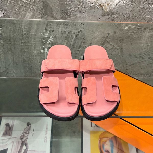 brand designer shoes womens sandals and slippers luxury casual shoes classic mens slide flat bottomed flip flops leather non slip ladies bea, Black
brand designer shoes womens sandals and slippers luxury casual shoes classic mens slide flat bottomed flip flops leather non slip ladies bea, Black