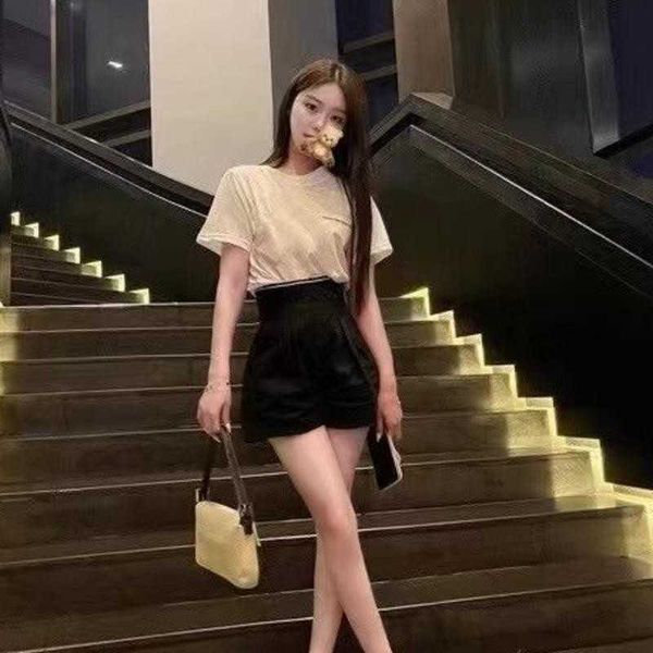 summer women designer short skirt fashion high waist elastic a-line skirts with zipper slim black casual skirt womens clothing
summer women designer short skirt fashion high waist elastic a-line skirts with zipper slim black casual skirt womens clothing