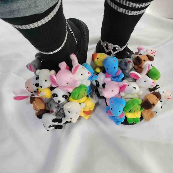 sandals women winter lovely cartoon doll furry slides girls cute indoor cotton slippers plush teddy bear pantuflas shoes 230417, Black
sandals women winter lovely cartoon doll furry slides girls cute indoor cotton slippers plush teddy bear pantuflas shoes 230417, Black