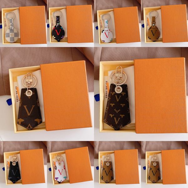 leather keychain classic exquisite luxury designer car keyring zinc alloy letter lanyard gold black metal small jewelry gift box 18 colors, Silver
leather keychain classic exquisite luxury designer car keyring zinc alloy letter lanyard gold black metal small jewelry gift box 18 colors, Silver