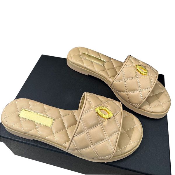 luxurys womens sandals chunky heels 2cm/7cm slippers lambskin 23ss designer retro round toes black slides hardware matelasse quilted texture
luxurys womens sandals chunky heels 2cm/7cm slippers lambskin 23ss designer retro round toes black slides hardware matelasse quilted texture