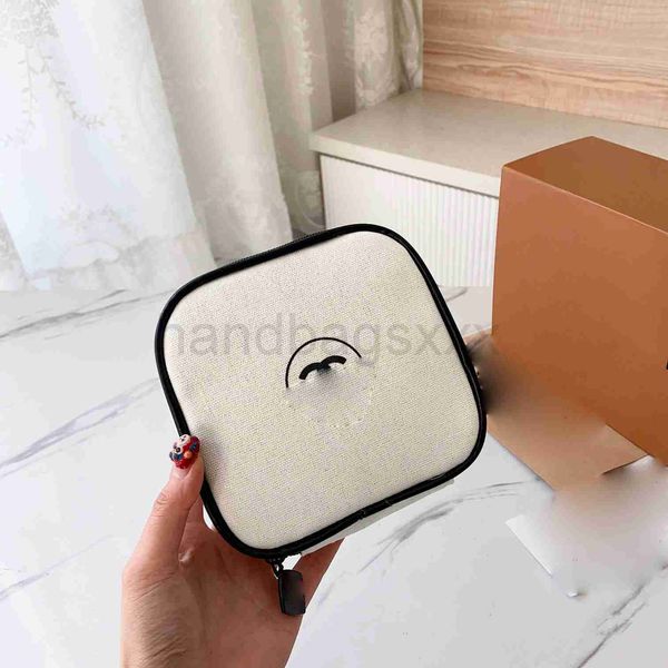 chanei designer bags canvas makeup bag clutch purses handbags for women cosmeticbag jewelrybags travel jewelry organizer solid color 15x14x5
chanei designer bags canvas makeup bag clutch purses handbags for women cosmeticbag jewelrybags travel jewelry organizer solid color 15x14x5