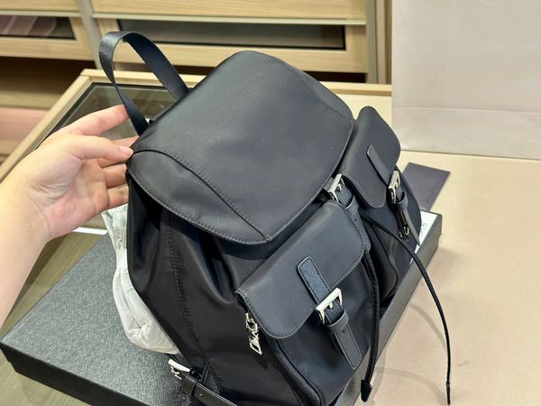 nylon backpack design sense portable practical mild waterproof large capacity schoolbag classic backpack high-end atmospheric business stora
nylon backpack design sense portable practical mild waterproof large capacity schoolbag classic backpack high-end atmospheric business stora