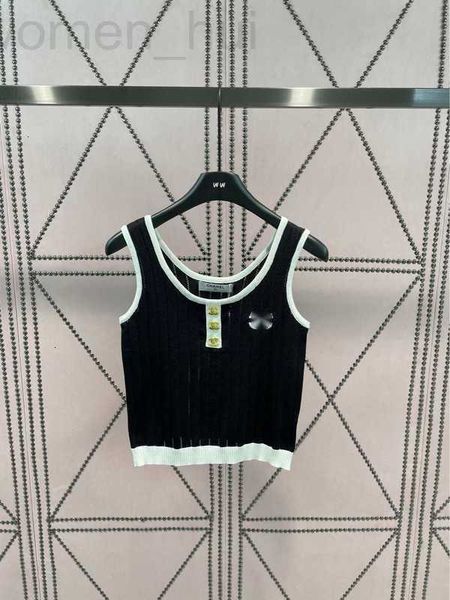 women's knits & tees designer c family 23 spring/summer series contrast color double c-letter knitted tank short design slim fit, comfo, White
women's knits & tees designer c family 23 spring/summer series contrast color double c-letter knitted tank short design slim fit, comfo, White