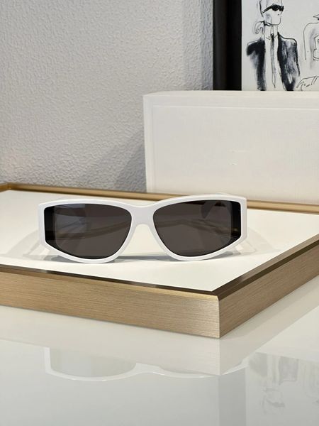 women's luxury designer sunglasses men's glasses uv protection sunglasses framed beach sunglasses small frame fashionable sunglass, White;black
women's luxury designer sunglasses men's glasses uv protection sunglasses framed beach sunglasses small frame fashionable sunglass, White;black