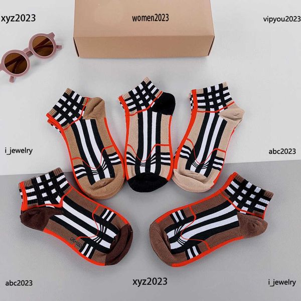 luxury fashion checker design women socks designer breathable outdoor men sock pure cotton short socks with box, Black
luxury fashion checker design women socks designer breathable outdoor men sock pure cotton short socks with box, Black