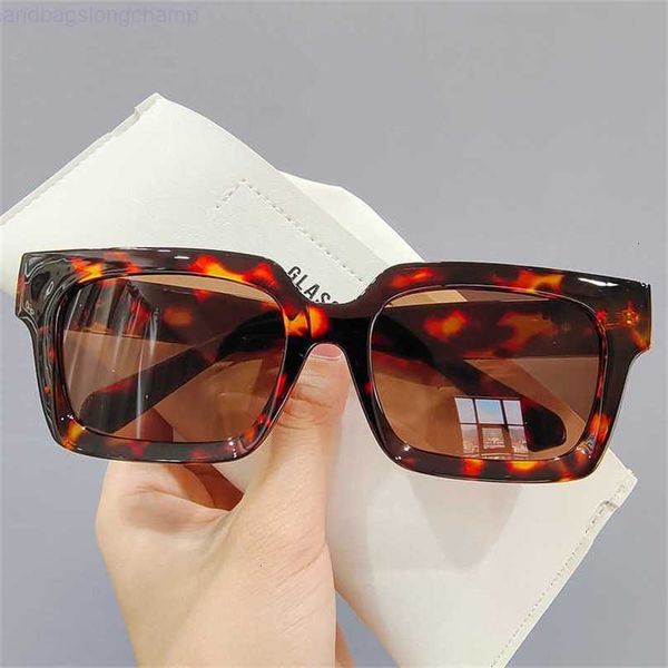 off fashion x sunglasses luxury korean large frame square arrow men's fashion trendsetter street p same women's glasses, White;black
off fashion x sunglasses luxury korean large frame square arrow men's fashion trendsetter street p same women's glasses, White;black