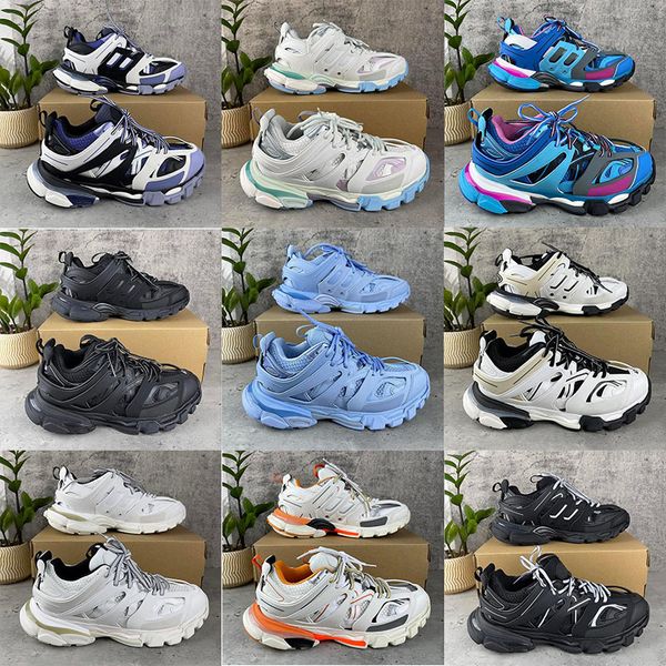 men's and women's leather sneakers white black green blue designer tracking 3.0 shoes triple platform coach sneakers nylon printin
men's and women's leather sneakers white black green blue designer tracking 3.0 shoes triple platform coach sneakers nylon printin
