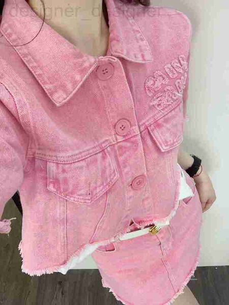 women's two piece pants designer nanyou net red 23ss new pink short sleeve jean jacket bag hip a-line high waist skirt set nl1u, White
women's two piece pants designer nanyou net red 23ss new pink short sleeve jean jacket bag hip a-line high waist skirt set nl1u, White