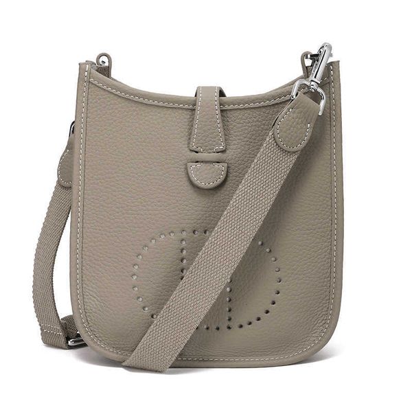 designer h home bag evelynn 2023 new layer cowhide litchi pattern one shoulder crossbody bag letter evelyns genuine leather hollow out bucke
designer h home bag evelynn 2023 new layer cowhide litchi pattern one shoulder crossbody bag letter evelyns genuine leather hollow out bucke