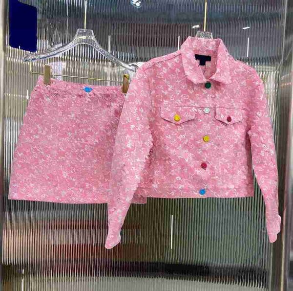 two piece dress designer luxury brand 2023 denim women long sleeve lapel single breaste sweet jacket suit high waist skirt outfits casual tr, White
two piece dress designer luxury brand 2023 denim women long sleeve lapel single breaste sweet jacket suit high waist skirt outfits casual tr, White