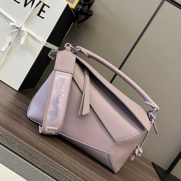 small puzzle new deformation geometry bag year of the rabbit limited wide shoulder strap crossbody women's high quality
small puzzle new deformation geometry bag year of the rabbit limited wide shoulder strap crossbody women's high quality