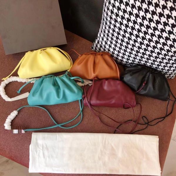 genuine leather evening shoulder bags dumpling bag 2023 pouch designer cross spring/summer folded handheld female cloud girl bag
genuine leather evening shoulder bags dumpling bag 2023 pouch designer cross spring/summer folded handheld female cloud girl bag