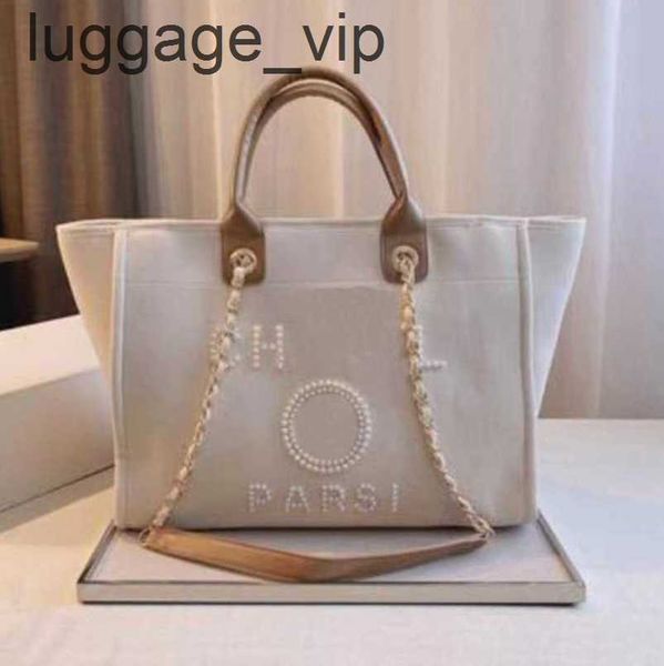 other bags other bags luxury classic womens hand bags canvas beach bag ch handbags brand fashion female large backpacks capacity small chain, Black;red
other bags other bags luxury classic womens hand bags canvas beach bag ch handbags brand fashion female large backpacks capacity small chain, Black;red