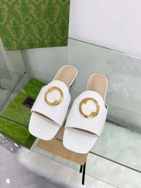2023 designer luxury leather thong sandal slide slipper women men fashion slippers fashion thin flip flops shoes summer beach casual slides, Black
2023 designer luxury leather thong sandal slide slipper women men fashion slippers fashion thin flip flops shoes summer beach casual slides, Black