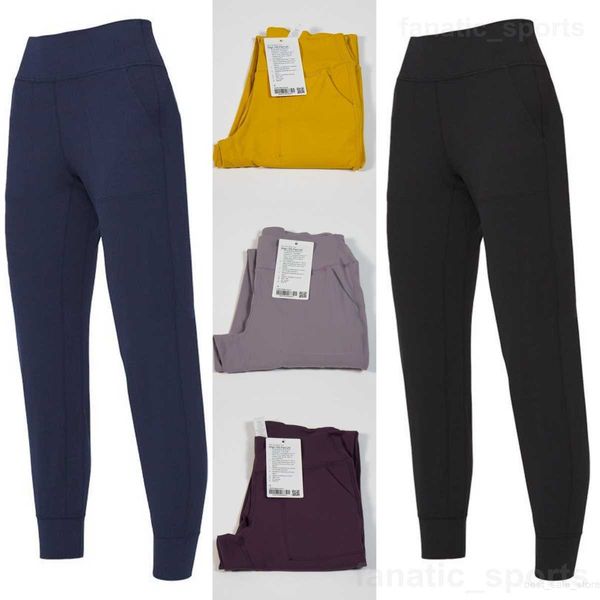 lady casual exercise long trousers yoga loose bodybuilding pants outdoor fitness sportswears ready to pockets full length sports sweatpant, White;red
lady casual exercise long trousers yoga loose bodybuilding pants outdoor fitness sportswears ready to pockets full length sports sweatpant, White;red