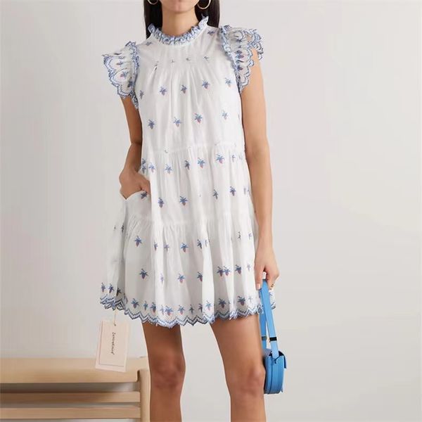 2023 women designer luxury summer clothing stand collar ruffled strawberry embroidered cotton dress, Black;gray
2023 women designer luxury summer clothing stand collar ruffled strawberry embroidered cotton dress, Black;gray