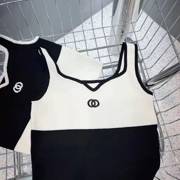 designer vest sweater women vests sweaters spring fall loose letter round neck pullover knit waistcoats sleeveless vest amisole women 2023, White
designer vest sweater women vests sweaters spring fall loose letter round neck pullover knit waistcoats sleeveless vest amisole women 2023, White