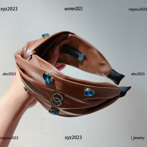 women headbands designer hair jewelry pu leather material hair band colorful gemstone decoration headwear luxurious #including box, Silver
women headbands designer hair jewelry pu leather material hair band colorful gemstone decoration headwear luxurious #including box, Silver