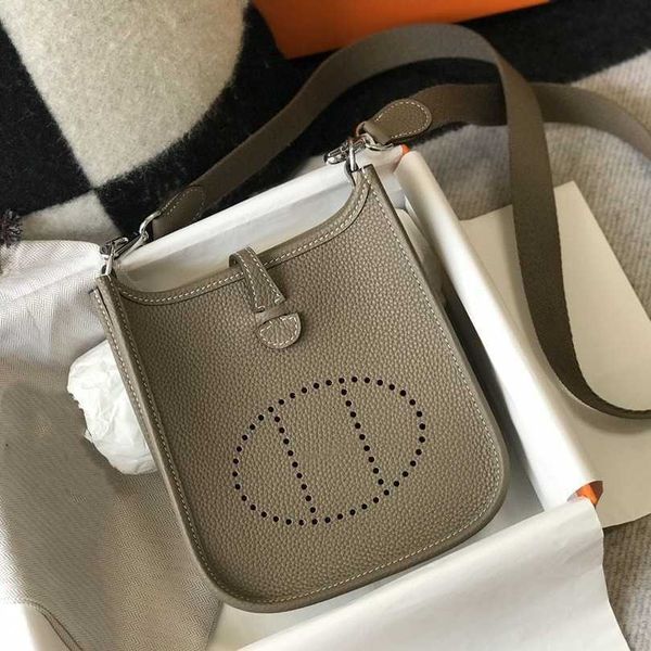 designer h home bag evelynn street evelyns small casual versatile cowhide hollow out letter litchi pattern tote one shoulder crossbody women
designer h home bag evelynn street evelyns small casual versatile cowhide hollow out letter litchi pattern tote one shoulder crossbody women
