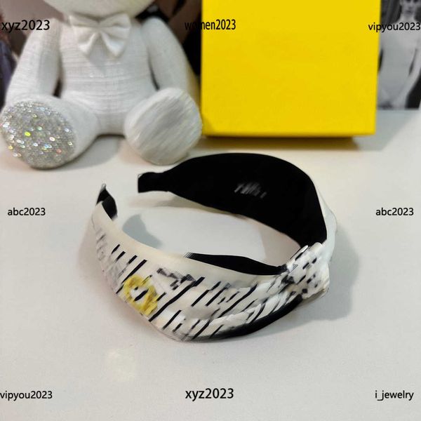 designer women headbands fashion hair jewelry gold logo decoration hair band letter printing headwear luxurious #including box, Silver
designer women headbands fashion hair jewelry gold logo decoration hair band letter printing headwear luxurious #including box, Silver