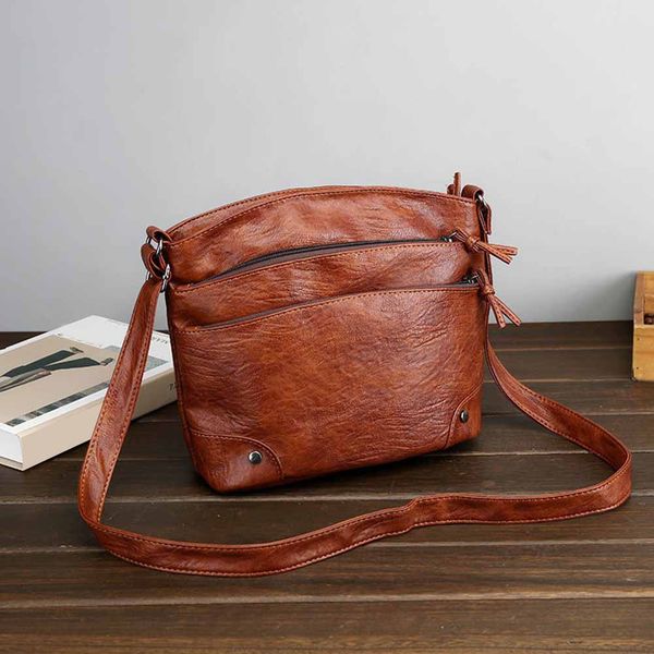 2021 fashion women multi-pockets bucket shoulder bags washed pu leather crossbody female solid color messenger bag phone purses
2021 fashion women multi-pockets bucket shoulder bags washed pu leather crossbody female solid color messenger bag phone purses