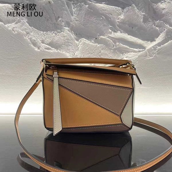 new handmade cowhide pillow bag puzzle geometric bag tidal splice one shoulder handheld women's bag
new handmade cowhide pillow bag puzzle geometric bag tidal splice one shoulder handheld women's bag