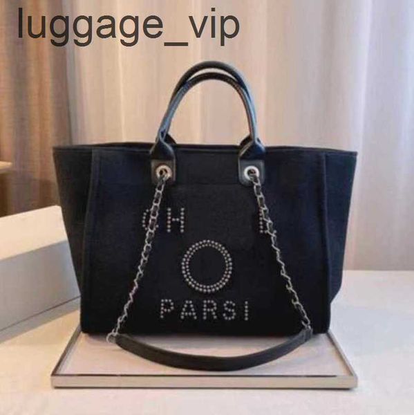 other bags other bags luxury fashion womens hand bags canvas beach bag ch handbags classic brand female large backpacks capacity small chain, Black;red
other bags other bags luxury fashion womens hand bags canvas beach bag ch handbags classic brand female large backpacks capacity small chain, Black;red