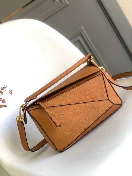 new women's bag mini geometric puzzle spliced diamond plaid pillow handheld one shoulder diagonal straddle
new women's bag mini geometric puzzle spliced diamond plaid pillow handheld one shoulder diagonal straddle