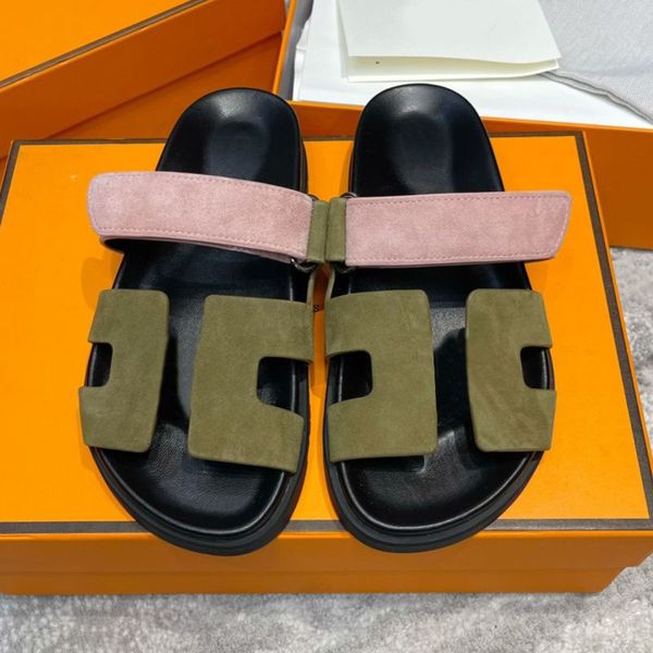 classic slippers for men and women designer flat leather fashion lovers luxury casual shoes soft drag outdoor solid color beach shoes l non, Black
classic slippers for men and women designer flat leather fashion lovers luxury casual shoes soft drag outdoor solid color beach shoes l non, Black