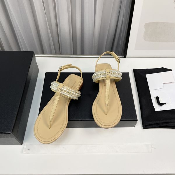 designer cc sandals luxury beach shoes women fashion pearl slides outdoor slippers woman shoe summer casual leather footwear agst0
designer cc sandals luxury beach shoes women fashion pearl slides outdoor slippers woman shoe summer casual leather footwear agst0