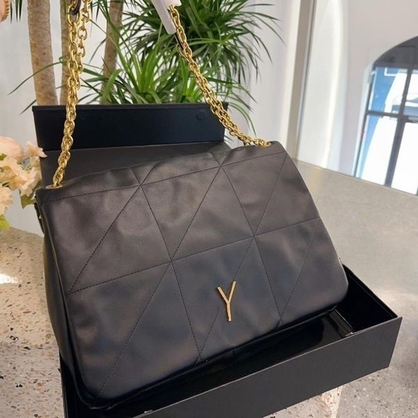leather handbag women's shoulder bag designer bag diamond check chain bag fashion casual large capacity crossbody bag commuter tote bag
leather handbag women's shoulder bag designer bag diamond check chain bag fashion casual large capacity crossbody bag commuter tote bag