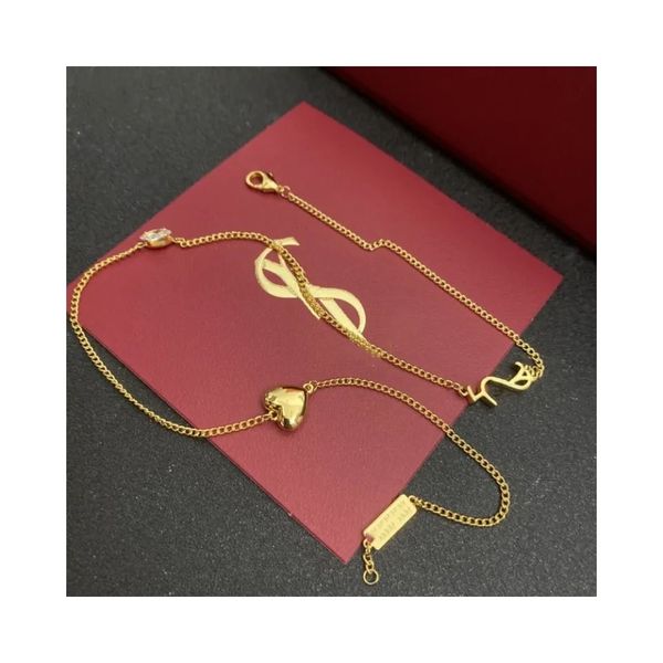 designer's classic necklace panel crystal inlaid love pendant necklace elegant fashion style pendant jewelry pendant women's gift, Silver
designer's classic necklace panel crystal inlaid love pendant necklace elegant fashion style pendant jewelry pendant women's gift, Silver