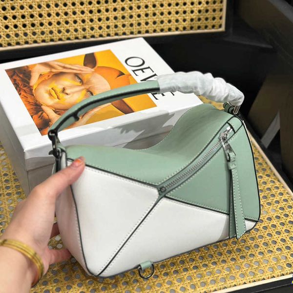 

Genuine Leather Women's Bag Mini Geometric Cowhide Pillow Single Shoulder Crossbody Spliced Diamond Grid Large Capacity Portable, Medium size 29 x 16cm