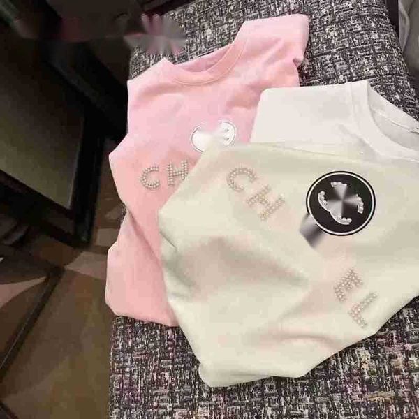 women's t-shirt designer spring/summer 2023 new custom small fragrant shoulder button embroidery patch letter double c round neck short, White
women's t-shirt designer spring/summer 2023 new custom small fragrant shoulder button embroidery patch letter double c round neck short, White