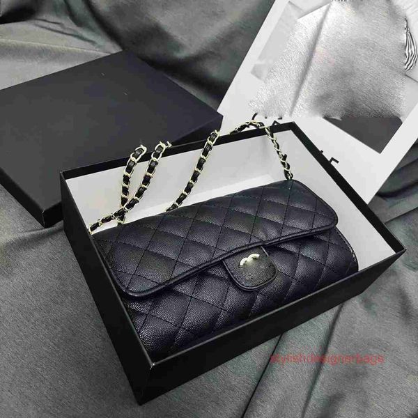 chanei classic pu shoulder bag messenger bags small sling bagss for women fashion designer purse crossbody bagsss 22cm with full set of orig
chanei classic pu shoulder bag messenger bags small sling bagss for women fashion designer purse crossbody bagsss 22cm with full set of orig