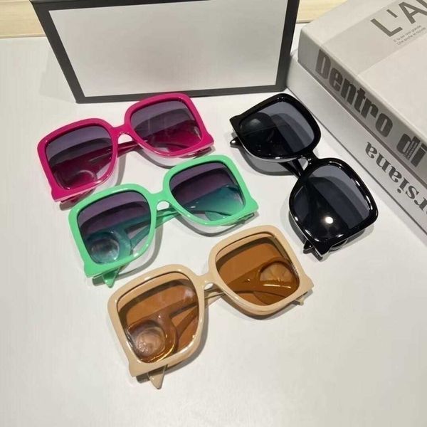 designer gu sunglass new models cycle luxurious woman mens highdefinition polarized small fragrance pearl inlaid temperament fashionable big, White;black
designer gu sunglass new models cycle luxurious woman mens highdefinition polarized small fragrance pearl inlaid temperament fashionable big, White;black