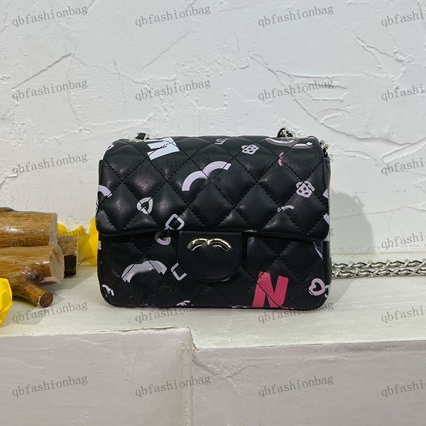 designer womens mini shoulder bag leather diamond print clamshell hardware metal turnbuckle tote matelasse chain crossbody bag makeup bags k
designer womens mini shoulder bag leather diamond print clamshell hardware metal turnbuckle tote matelasse chain crossbody bag makeup bags k