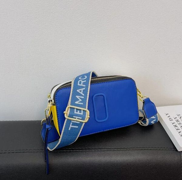 retail designer women bags new 2023 contrast color small square bag trend letter single shoulder messenger bag, Red;black
retail designer women bags new 2023 contrast color small square bag trend letter single shoulder messenger bag, Red;black