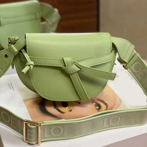 high-end designer bag women's shoulder handbag nuzhen leather letter embroidery wide shoulder strap saddles purse bow armpit mini cross
high-end designer bag women's shoulder handbag nuzhen leather letter embroidery wide shoulder strap saddles purse bow armpit mini cross