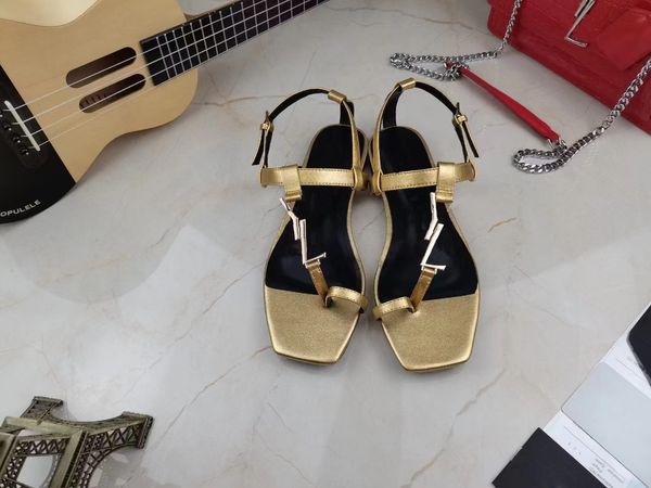 lady leather slides slippers women white black soft leather new fashion 2023 low heel sandal cut out rubber designer slides beach shoes geom
lady leather slides slippers women white black soft leather new fashion 2023 low heel sandal cut out rubber designer slides beach shoes geom