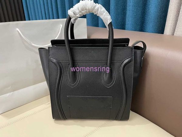2022 fashion leather tote bag classic luxury leather bag large multifunctional female designer shopping bag
2022 fashion leather tote bag classic luxury leather bag large multifunctional female designer shopping bag